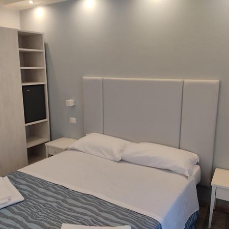 Hotel Caravel Park ريميني المظهر الخارجي الصورة