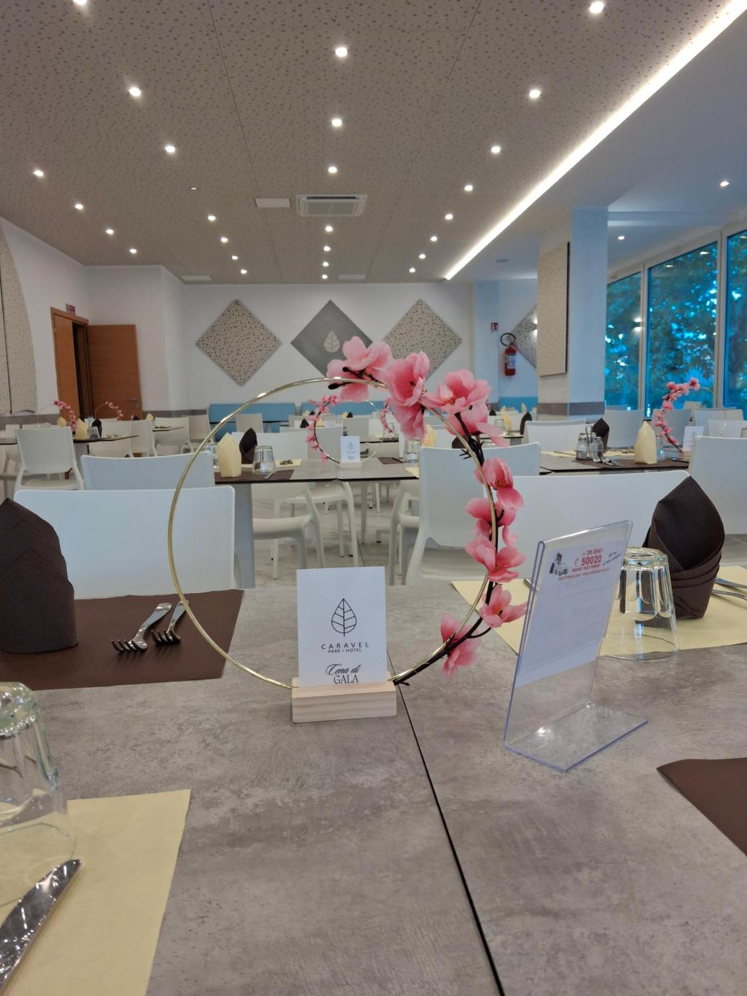 Hotel Caravel Park ريميني المظهر الخارجي الصورة