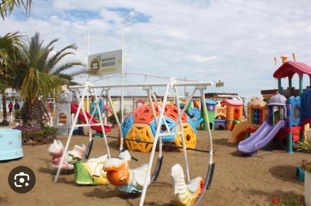Hotel Caravel Park ريميني المظهر الخارجي الصورة