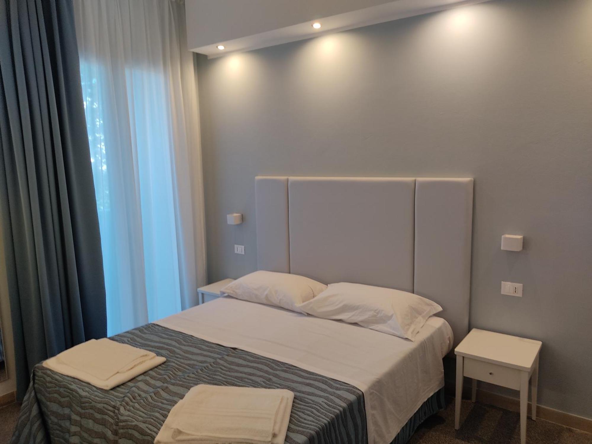 Hotel Caravel Park ريميني المظهر الخارجي الصورة