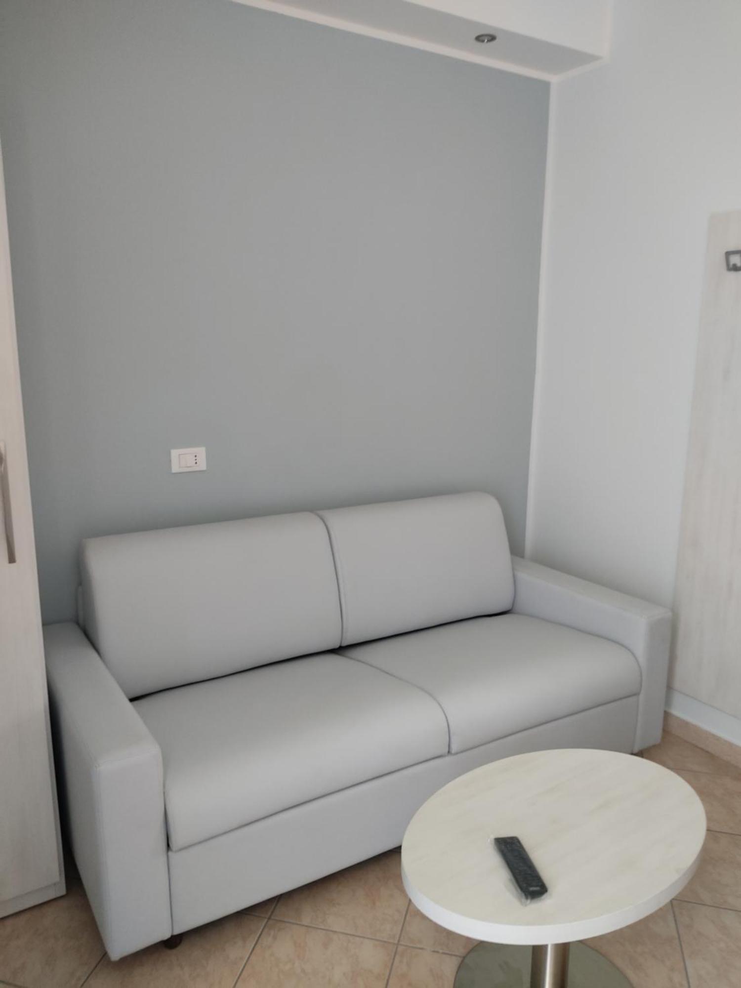 Hotel Caravel Park ريميني المظهر الخارجي الصورة