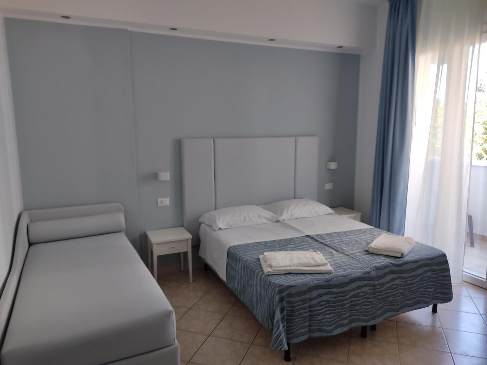 Hotel Caravel Park ريميني المظهر الخارجي الصورة