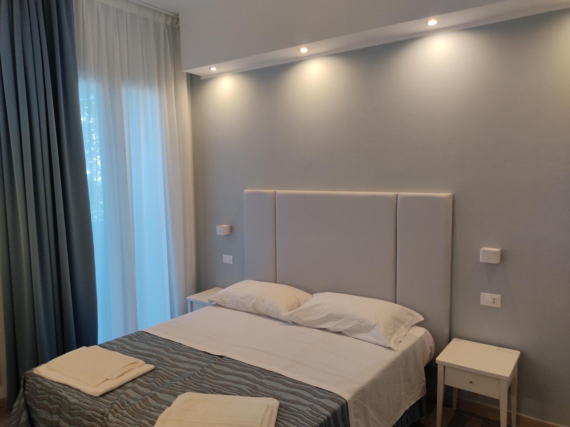 Hotel Caravel Park ريميني المظهر الخارجي الصورة